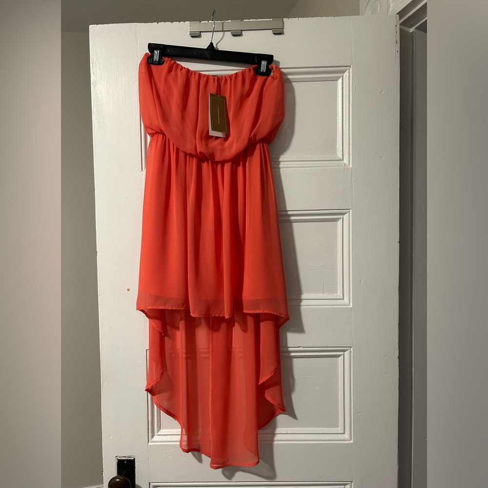 NWT: Francesca’s High low Dress
